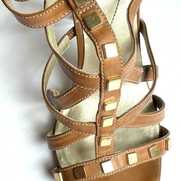 Guess Brown Leather Gold Studded Strappy 4.5” Stiletto Heels Sz 10 - Picture 9 of 9